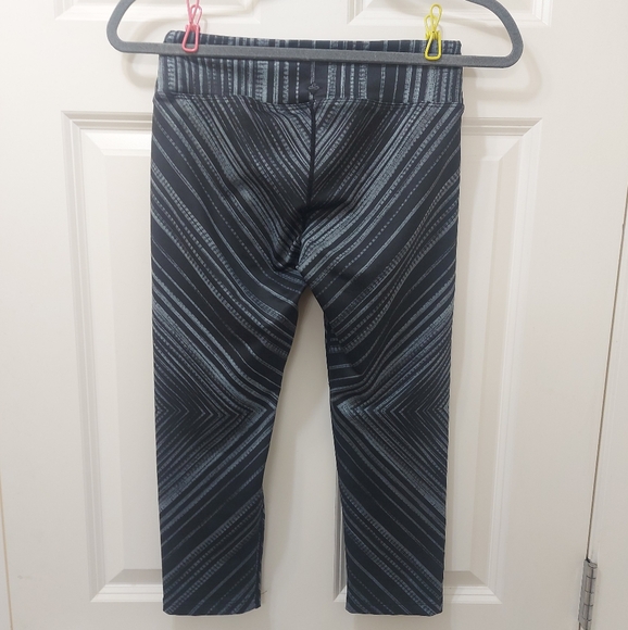 prAna Roxanne capris - Picture 3 of 7